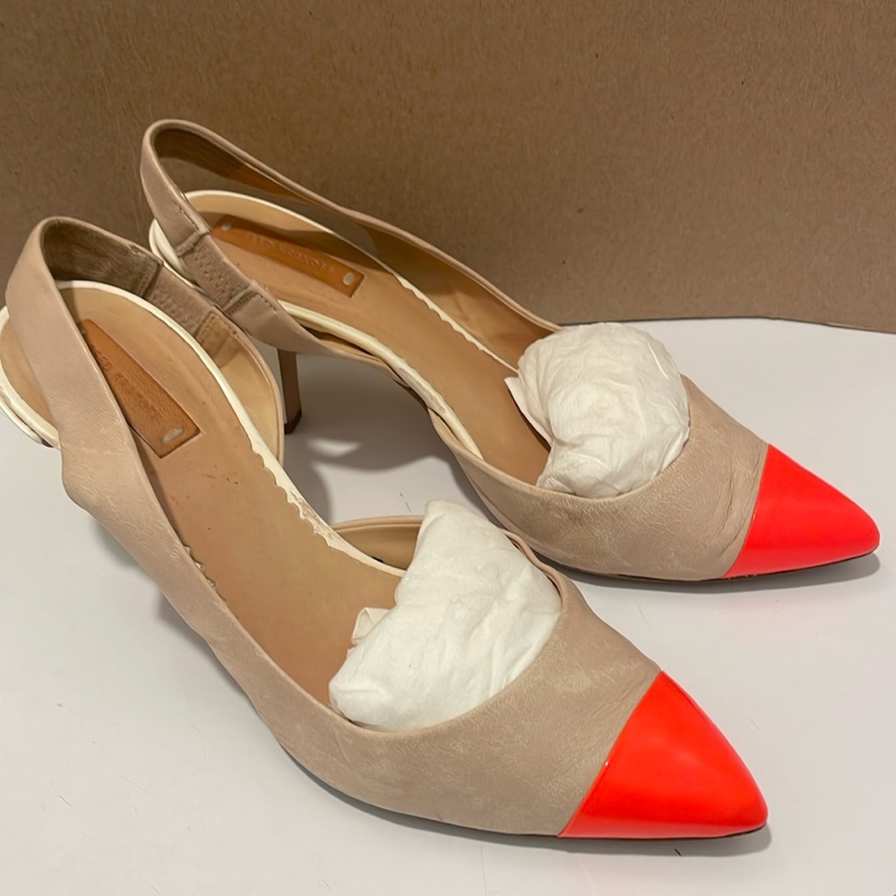 Beige color
